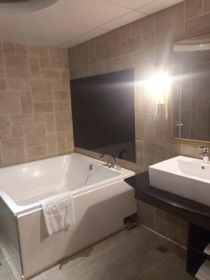 Chateau Motel Kaohsiung Zewnętrze zdjęcie